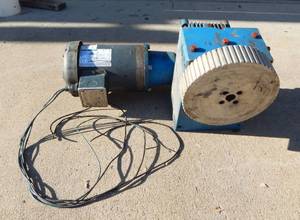 lot 26 image: Marathon Electric 3 Phase Motor and Gear Reduction Box