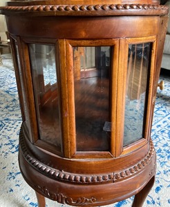 lot 58 image: Unique Antique Wood and Bevelled Glass Accent Table