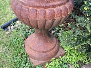 lot 21-B image: Stunning Antique Cast Iron Urn Planter #2