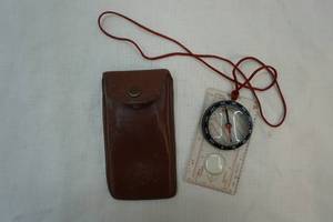 Hunting compass