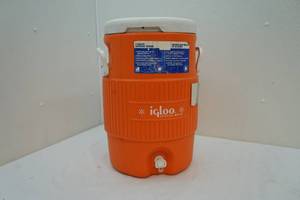 Igloo cooler