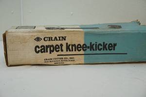 Knee kicker