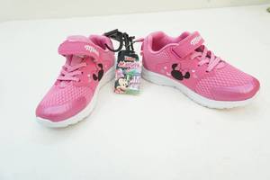 Childs shoes