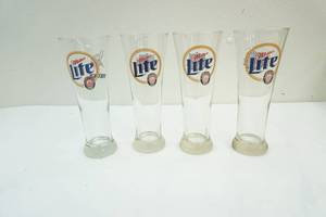 Beersuper bowlVikings glasses