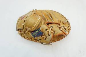 Catchers baseball mitt