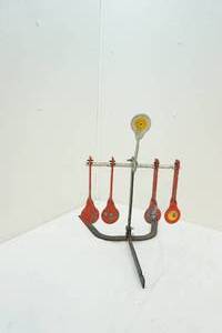Standing target