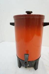 Warm beverage server