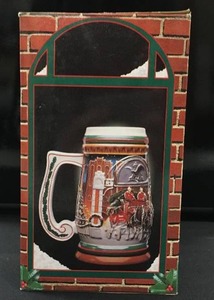 lot 128 image: 1997 Budweiser Holiday Stein