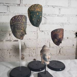 lot 145 image: Exotic Masks Dcor