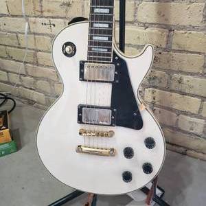 lot 11 image: Vintage Epiphone Les Paul Custom Guitar