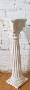 lot 52 image: White Plaster Corinthian Column with Elaborate Cornice
