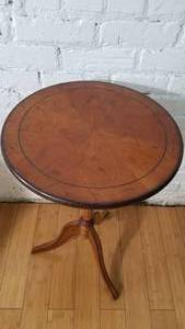 lot 23 image: Pedestal Table from the Bombay Company