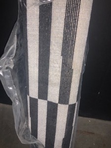 lot 24 image: UNIQUE LOOM WILLIAMSBURG STRIPED BLACK 40 X 60 AREA RUG. SEE PICTURES