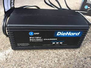 lot 66 image: Diehard 612 Volt Automatic Battery Charger
