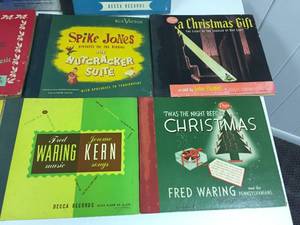 lot 157 image: Large Lot of 1940s Records