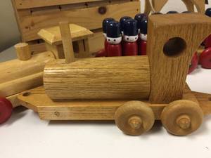 lot 162 image: Vintage Wooden Toy Lot