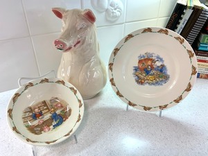 lot 25 image: Bunnykins China Items