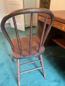 lot 203 image: Wooden Three Drawer Desk With Chair