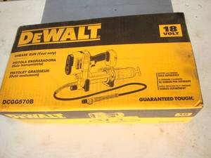lot 99 image: 18v Dewalt Grease Gun