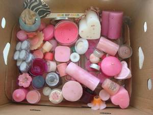 lot 147 image: Candles