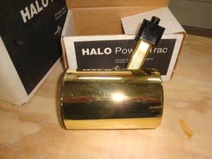 lot 81 image: Halo Power Trac Fixtures