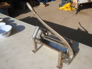 lot 48 image: Commercial French Fry Cutter
