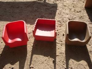 lot 49 image: Three Booster Seats