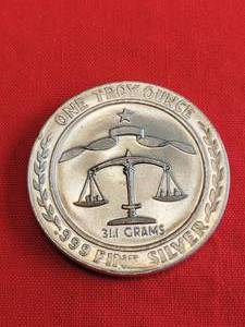 1984 Parliament Shield 1oz. .999 Fine Silver