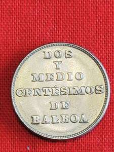 Excellent Condition 1940 Panama Dos Y Medios Coin