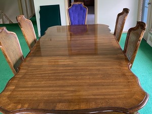 Gorgeous Vintage Dining Room Table and Six Chairs