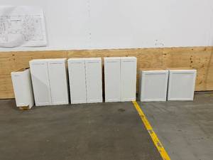 Lot of 6 Kitchen Cabinets
