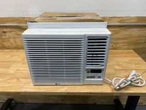 LG ELECTRONICS 7,500 BTU 115-Volt Window Air Conditioner with Cool, Heat and Remote in White