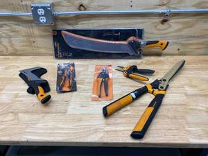 FISKARS Lot of 6-  Various Lawn CareGardening Items
