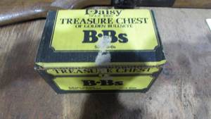 Daisy BB Gun With BBs and Owners Manual