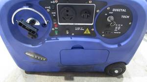 QBlue 3700 Watt RV Pro Generator
