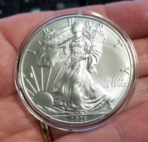 2021 AMERICAN SILVER EAGLE 1 TROY OZ. .999 FINE SILVER IN AIRTITE