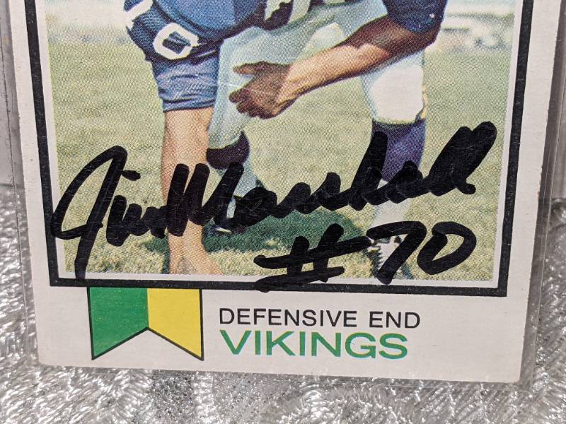lot 7 image: 1973 Topps #406 Jim Marshall MN Vikings Signed Card