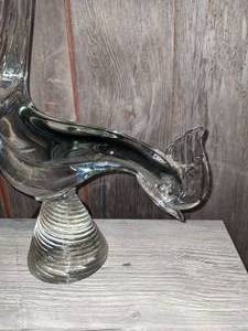 lot 101 image: Handsome Hand Blown Art Glass Rooster 18