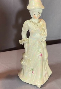 lot 137 image: Victorian Era Women Figurines