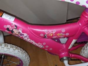lot 62 image: Girls Busy Little Helper Mini Bike with Training Wheels