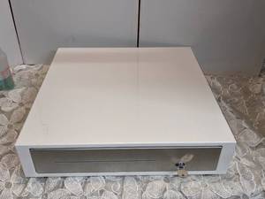 lot 57 image: Clover Heavy Duty Cash Drawer