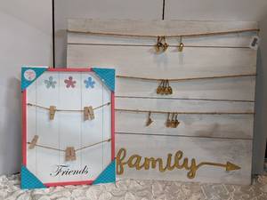 lot 78 image: 2 Wall Hanging Display Boards