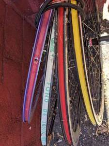 lot 178 image: Bike Tires, Wheels & Stand