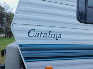 lot 4 image: 1996 Coachman Trailer