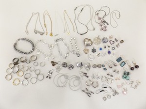 lot 61 image: 239 Grams of Wearable .925 Sterling Silver Jewelry