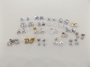 lot 63 image: 30 Grams of .925 Sterling Silver Post Earrings With Cubic Zirconias