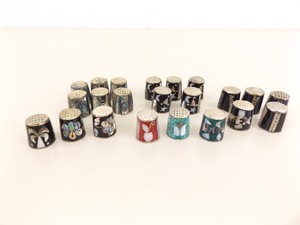 lot 34 image: Collection of Abalone Inlayed Mexican Silver Thimbles