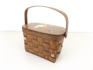 lot 69 image: Vintage Designer Signed Basket Purse
