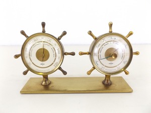 lot 78 image: WORKING Vintage Brass Ships Wheel Desk Thermometer and Barometer