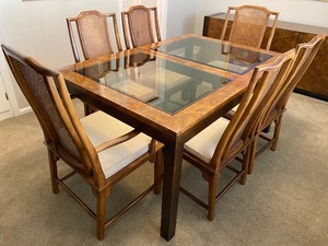 Beautiful Vintage Dining Room Table by Century